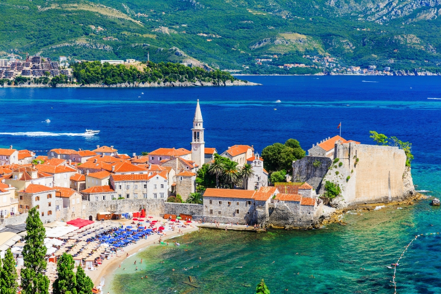 How to Plan a Beach Holiday in Montenegro for Sunseekers